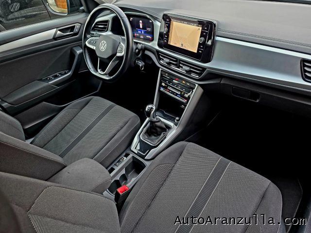 VOLKSWAGEN T-Roc usata, con Controllo automatico clima