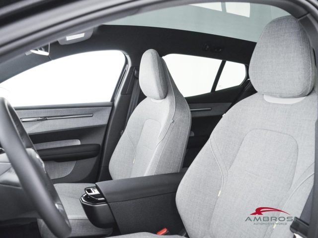 VOLVO EX30 usata 9
