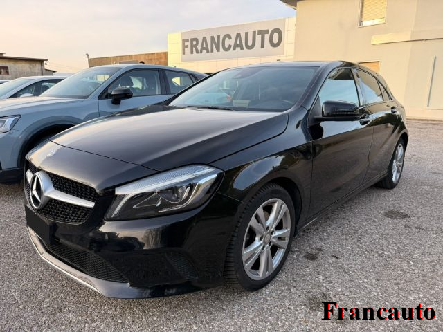 MERCEDES-BENZ A 200 usata, con Controllo automatico clima