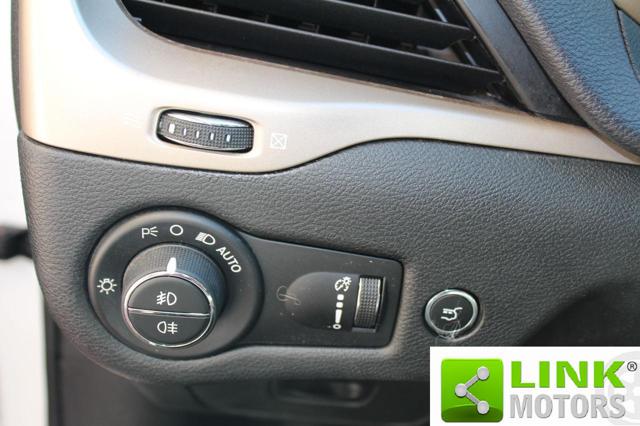 JEEP Cherokee usata, con Airbag testa