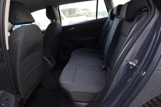 VOLKSWAGEN Golf Variant usata, con Boardcomputer