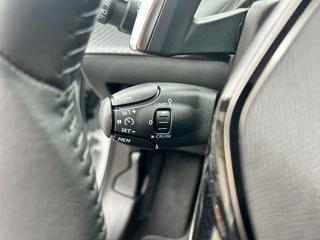 PEUGEOT 208 usata, con Volante in pelle
