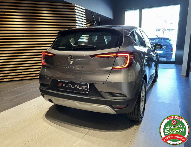 RENAULT Captur usata, con Lettore CD