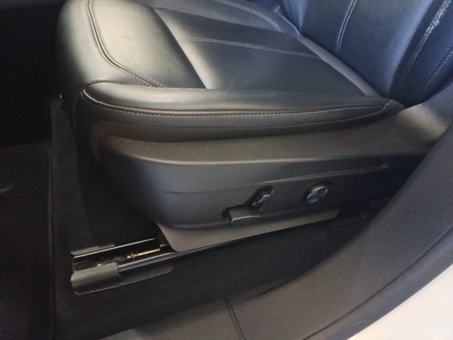 ALFA ROMEO Stelvio usata, con Fari LED