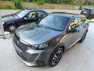 PEUGEOT 2008 usata, con Autoradio