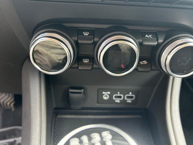 RENAULT Captur usata 25