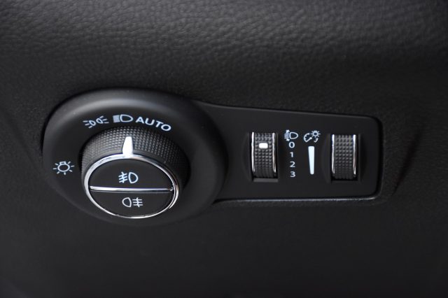 JEEP Compass usata, con Park Distance Control