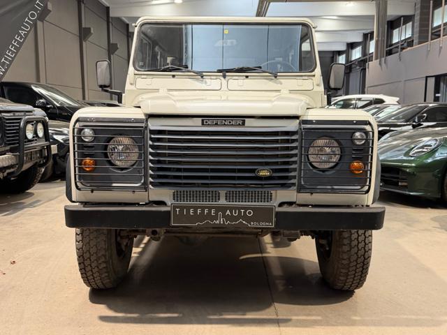 LAND ROVER Defender usata, con Alzacristalli elettrici