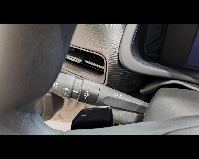 JEEP Avenger usata, con Apple CarPlay
