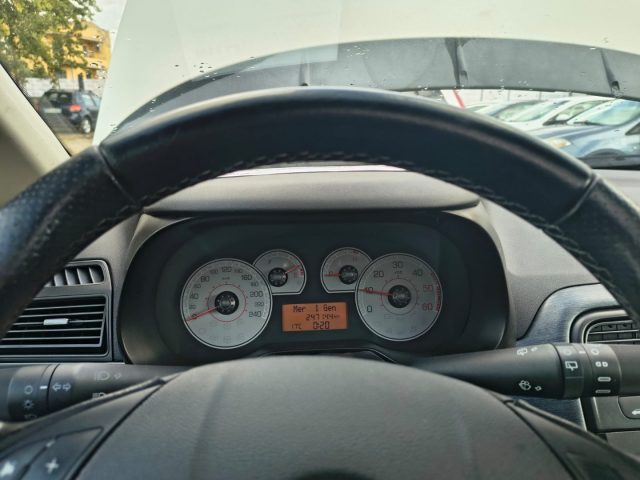FIAT Grande Punto usata, con Controllo automatico clima