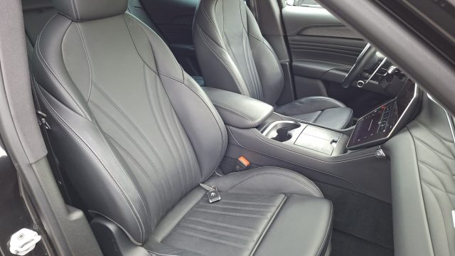 MASERATI Grecale usata, con Veicolo elaborato