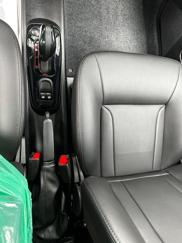 LIGIER JS usata, con Bluetooth