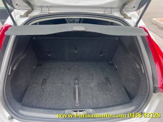 VOLVO V40 Cross Country usata, con Cerchi in lega