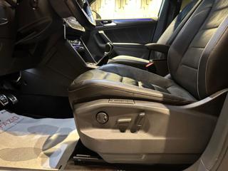 VOLKSWAGEN Tiguan usata, con USB