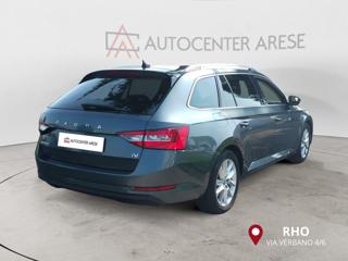 SKODA Superb usata, con Autoradio