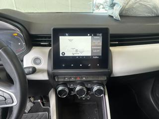 RENAULT Clio usata, con Park Distance Control