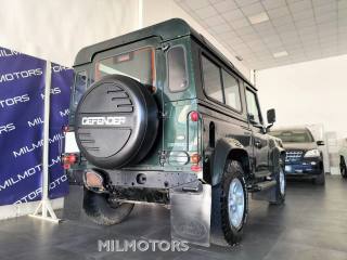 LAND ROVER Defender usata 5