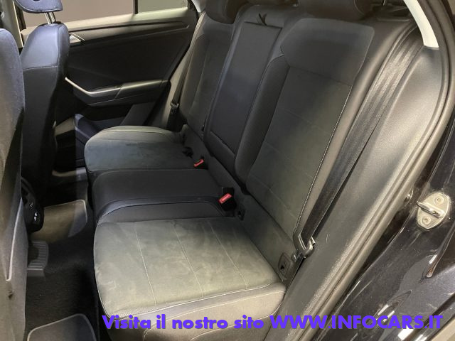 VOLKSWAGEN T-Roc usata, con Autoradio