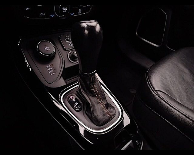 JEEP Compass usata, con Portellone posteriore elettrico