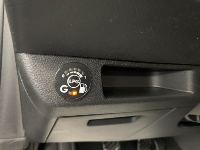 RENAULT Clio usata, con Sistema di navigazione