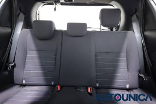 TOYOTA Yaris usata 35