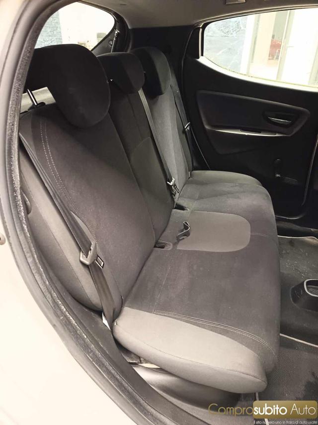 LANCIA Ypsilon usata, con Sedile posteriore sdoppiato