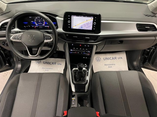 VOLKSWAGEN T-Roc usata, con USB