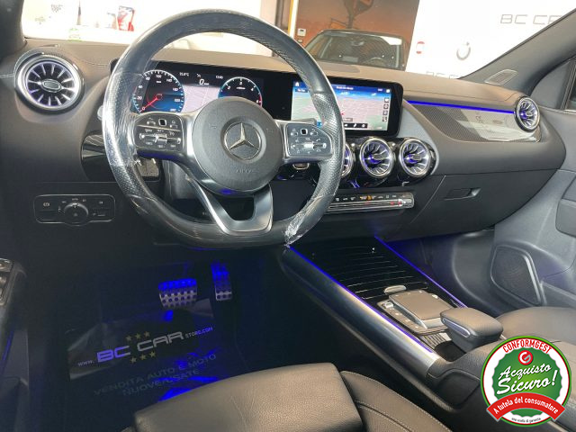 MERCEDES-BENZ GLA 200 usata, con Park Distance Control