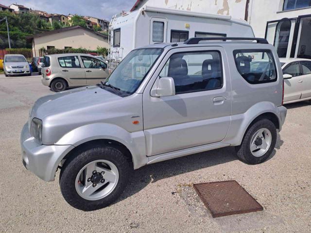 SUZUKI Jimny usata, con Autoradio