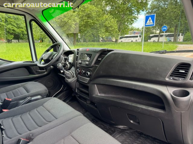 IVECO Daily usata, con Autoradio