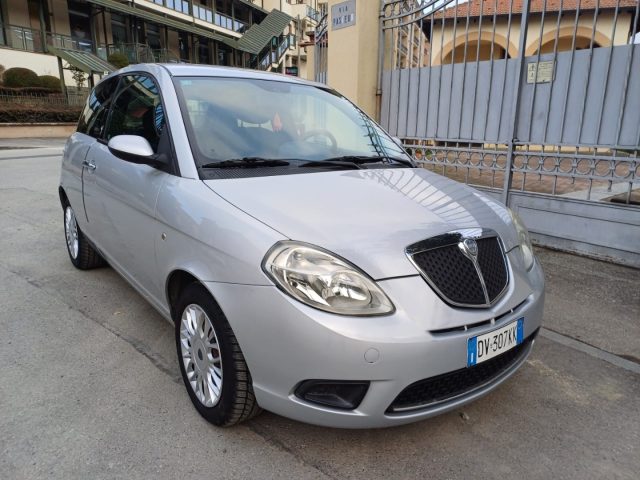 LANCIA Ypsilon usata, con Airbag