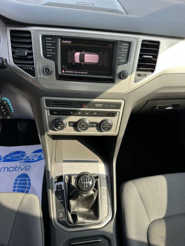 VOLKSWAGEN Golf Sportsvan usata, con Bracciolo