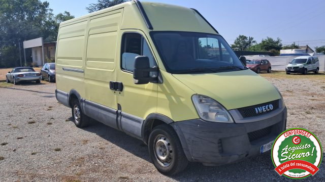 IVECO Daily usata, con Servosterzo