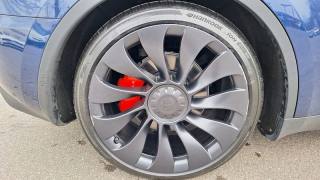 TESLA Model Y usata, con Boardcomputer