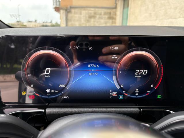 MERCEDES-BENZ GLA 200 usata, con Bracciolo