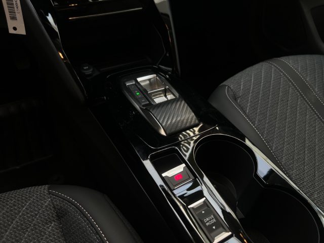 PEUGEOT 208 usata, con Touch screen