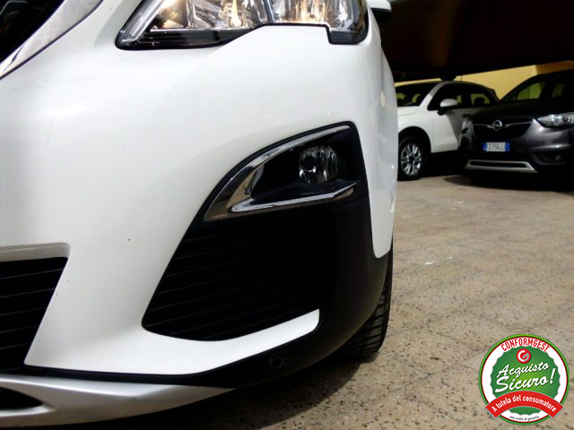 PEUGEOT 3008 usata, con Sensore di pioggia
