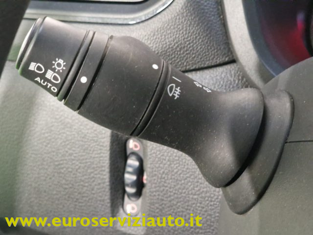 RENAULT Master usata, con Sensore di luce