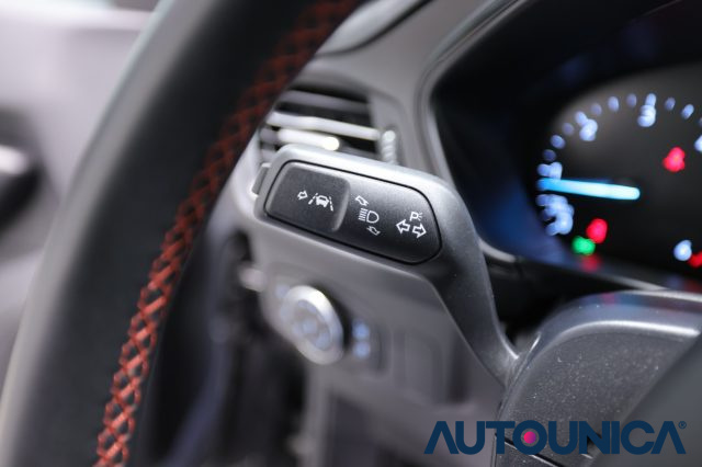 FORD Focus usata, con Fari LED