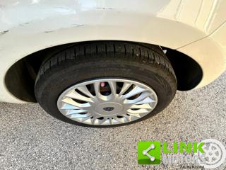 LANCIA Ypsilon usata, con Sedile posteriore sdoppiato