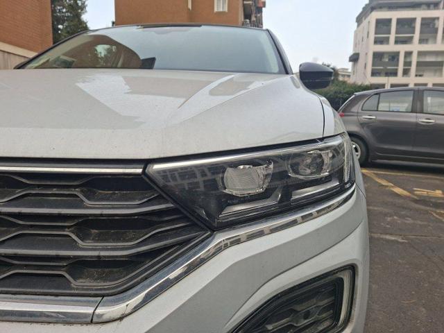 VOLKSWAGEN T-Roc usata, con Sedile posteriore sdoppiato