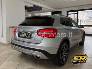 MERCEDES-BENZ GLA 220 usata, con Alzacristalli elettrici