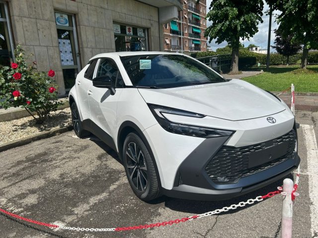 TOYOTA C-HR usata, con Autoradio