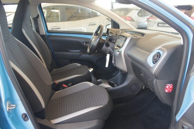 TOYOTA Aygo usata, con ESP