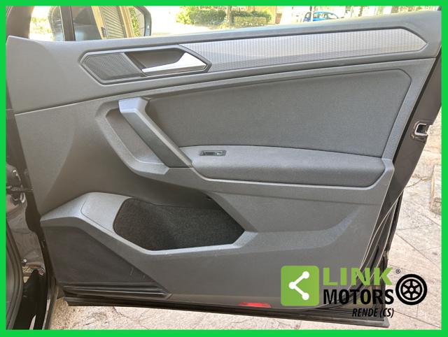 VOLKSWAGEN Tiguan usata, con Isofix