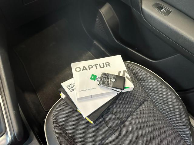 RENAULT Captur usata, con Controllo elettronico della corsia