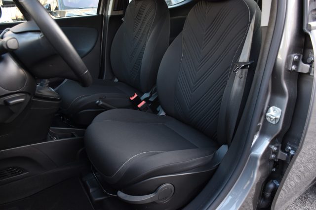 LANCIA Ypsilon usata, con Boardcomputer