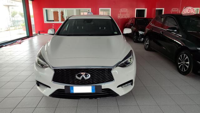 INFINITI Q30 usata, con ABS