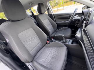 HYUNDAI Bayon usata, con Sedile posteriore sdoppiato