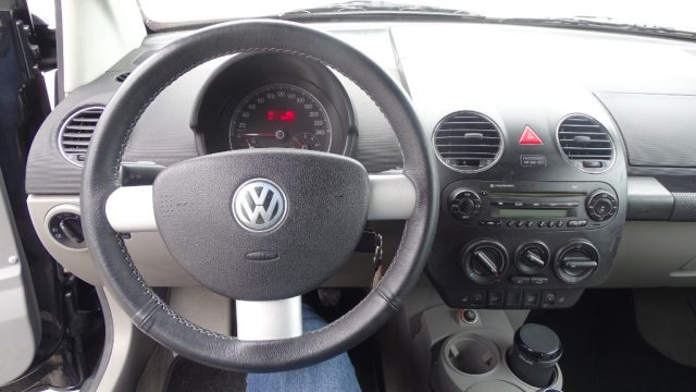 VOLKSWAGEN New Beetle usata, con Servosterzo